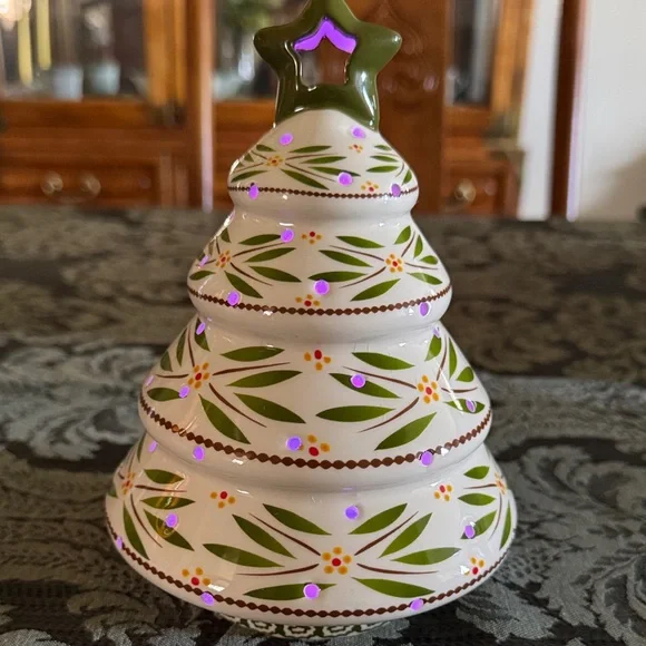 Temp-tations “Old World” Hand-Painted Light-Up Christmas Tree - Picture 9 of 9